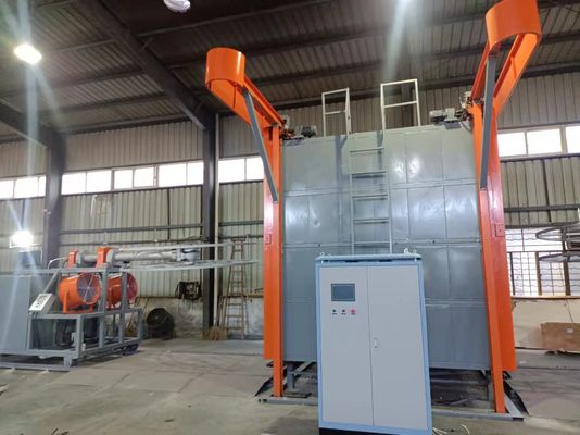1-8rpm Automatic Shuttle Rotomolding Machine con sistema operativo PLC Una macchina che può produrre vari prodotti di plastica.