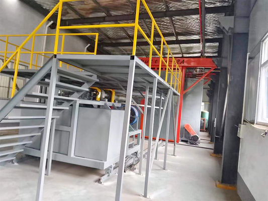 Una macchina di stampaggio a rotazione completamente automatica controllata da una macchina di stampaggio a iniezione di plastica (PLC Hollow Plastic Injection Molding Machine)