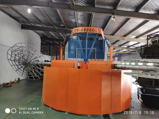 Macchina di rotomolding automatica a controllo PLC per la fabbricazione di serbatoi d'acqua